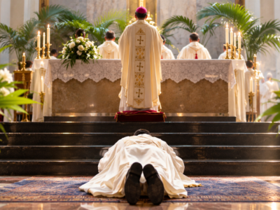 sacramento da ordem ordenação sacerdotal padre sacerdote site catolico