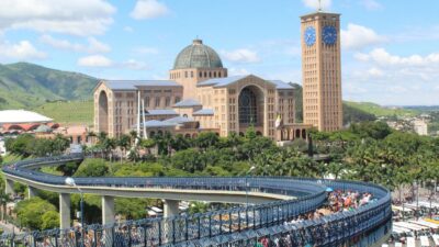 turismo religioso no brasil aparecida